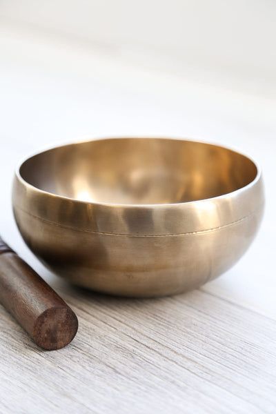 Ring in 2025 with Clarity: A Singing Bowl Cleansing & Intention-Setting Ritual