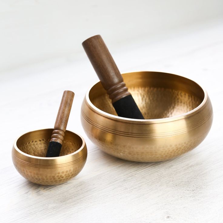 How to Use a Singing Bowl for Anxiety: A Step-by-Step Guide to Find Your Calm